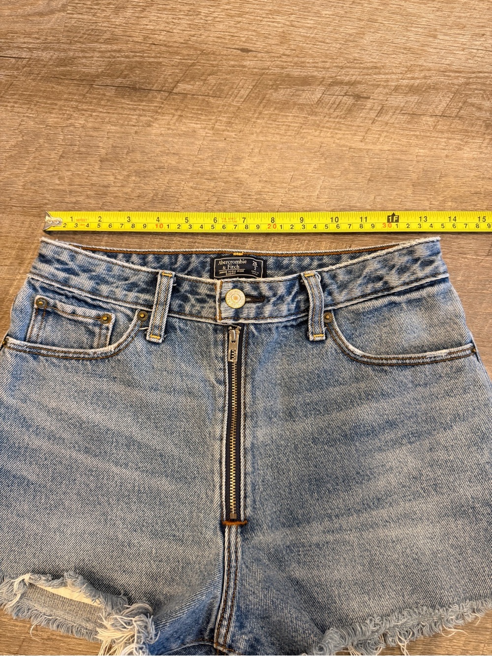 Abercrombie & Fitch Annie High Rise Cut Off Shorts Women’s Size 26 Clean Girl - Picture 8 of 8